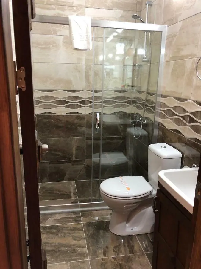 Dalyan Nehir suit hotel 2*,